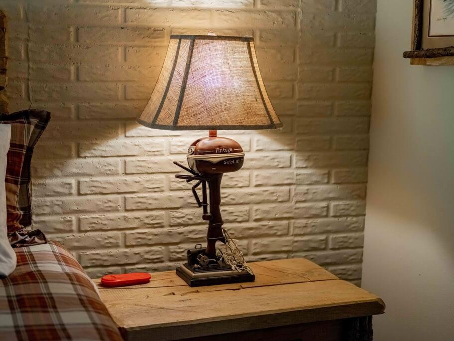 Stonegate Lodge Bed, Wifi, 50In Roku Tv, Salt Water Pool Room #109 Юрека Спрингс Екстериор снимка